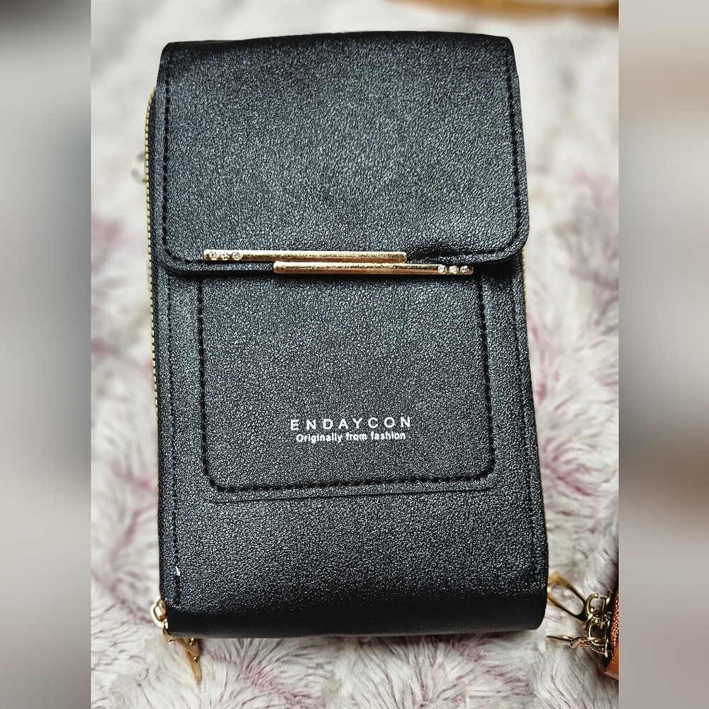 👜 NWOT Leather Crossbody - Picture 7 of 9